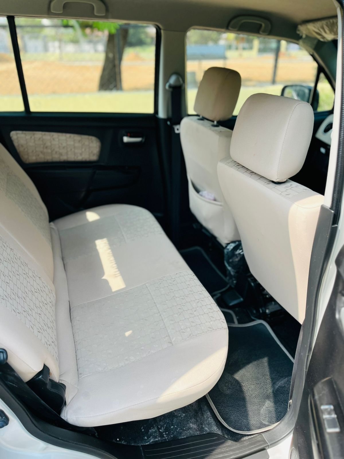 
								Wagon R Vxi AGS (AUTOGEAR) full									
