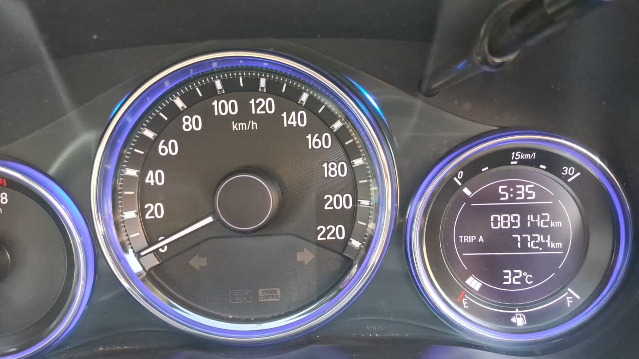 
								Honda City i VTEC V (Top) full									