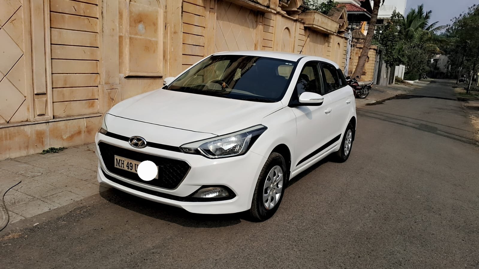 
								i20 Sportz (O) full									
