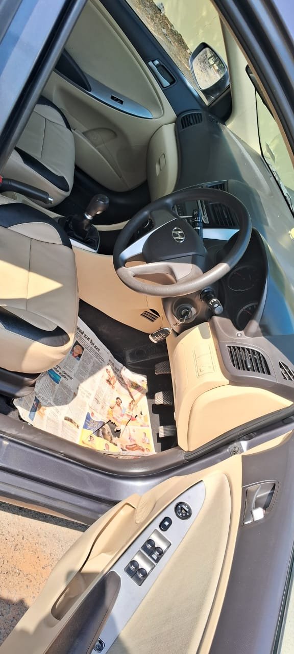 
								Verna 1.4 VTVT full									
