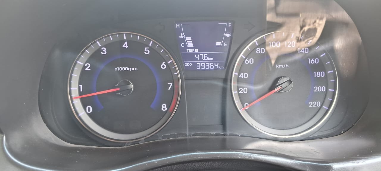 
								Verna 1.4 VTVT full									
