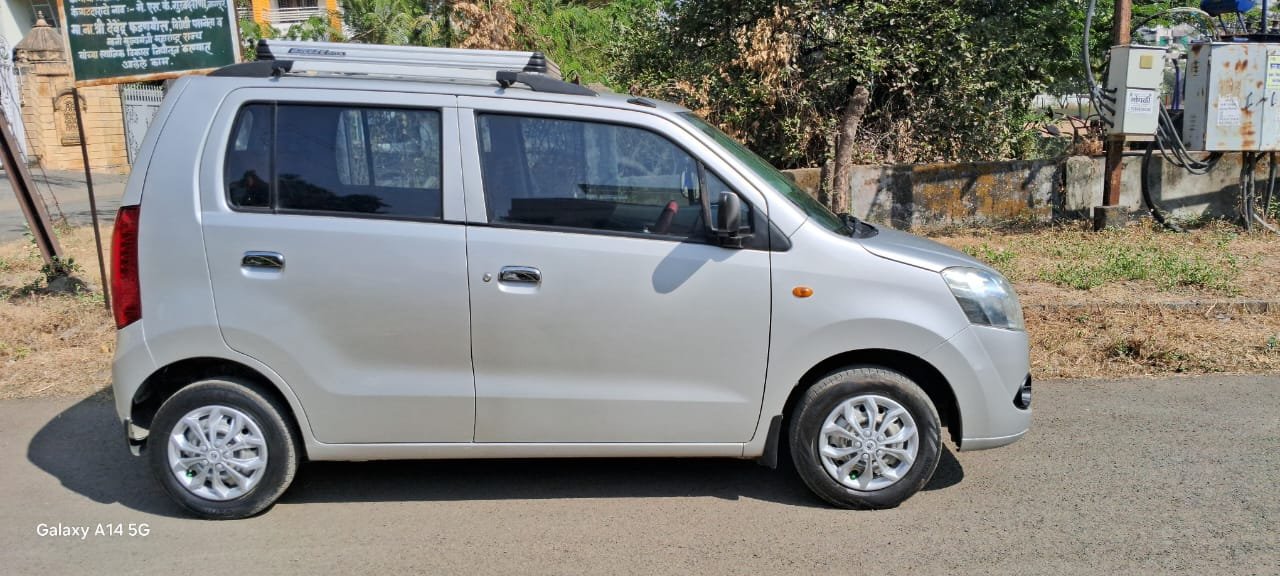 
								Maruti Suzuki Wagon R LXi full									