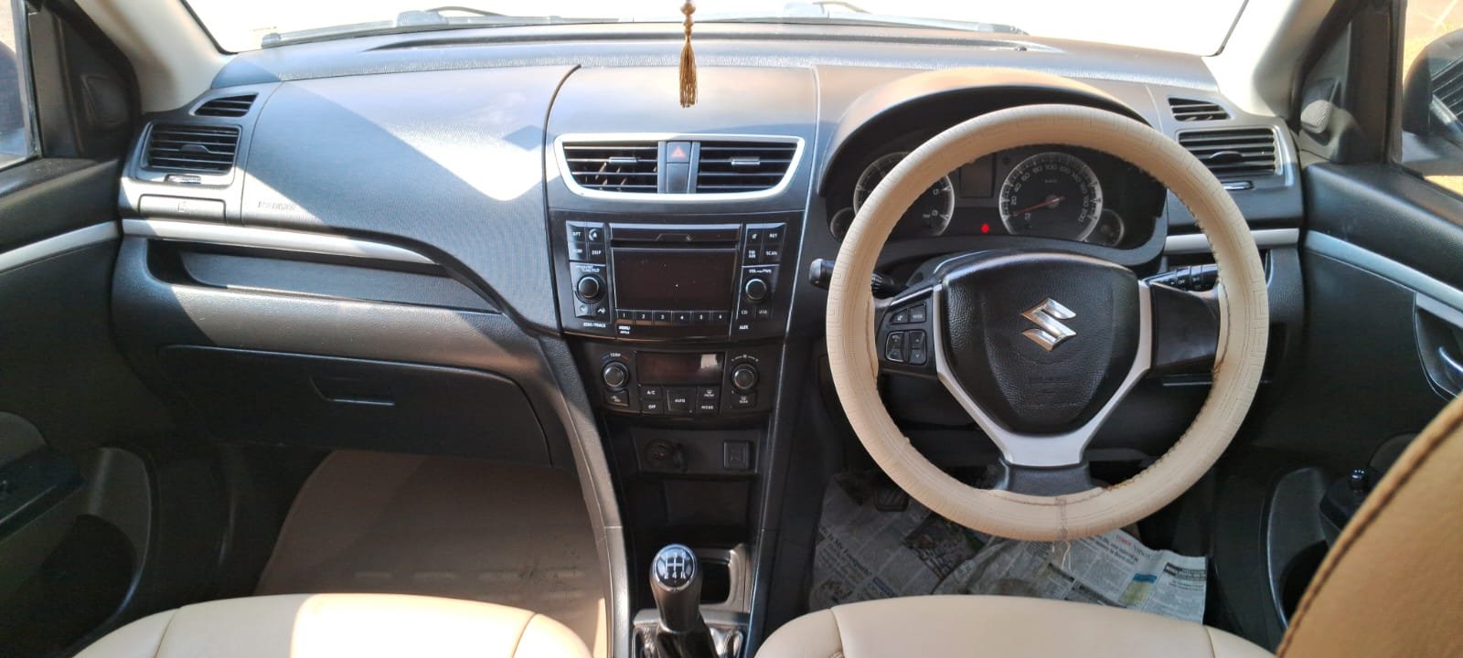 
								Maruti Suzuki Swift ZXi full									