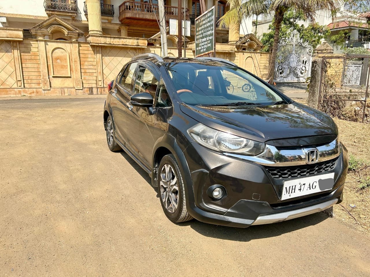 
								Honda WR-V VX MT full									