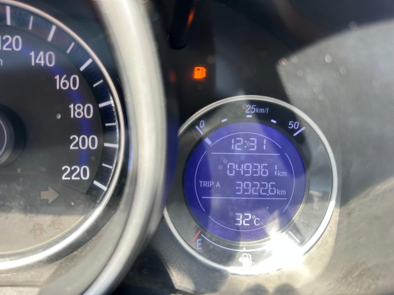 
								Honda WR-V VX MT full									