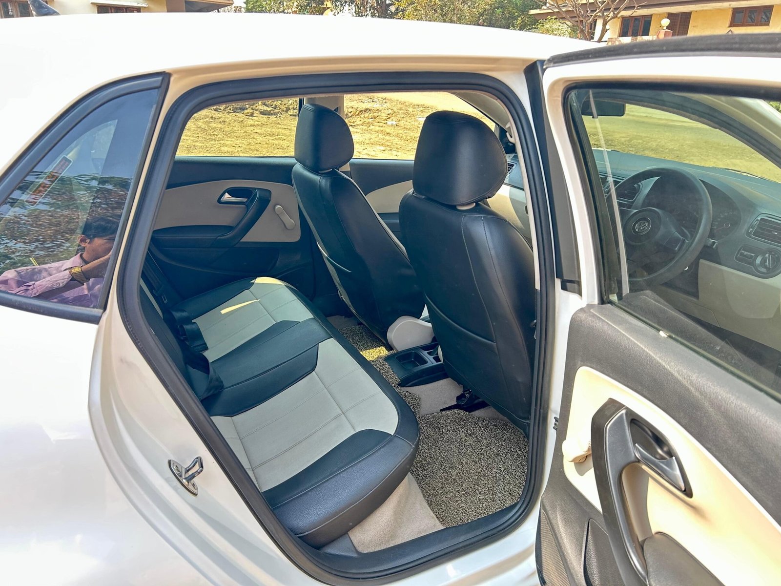 
								Volkswagen Polo 1.2 Trendline Diesel full									