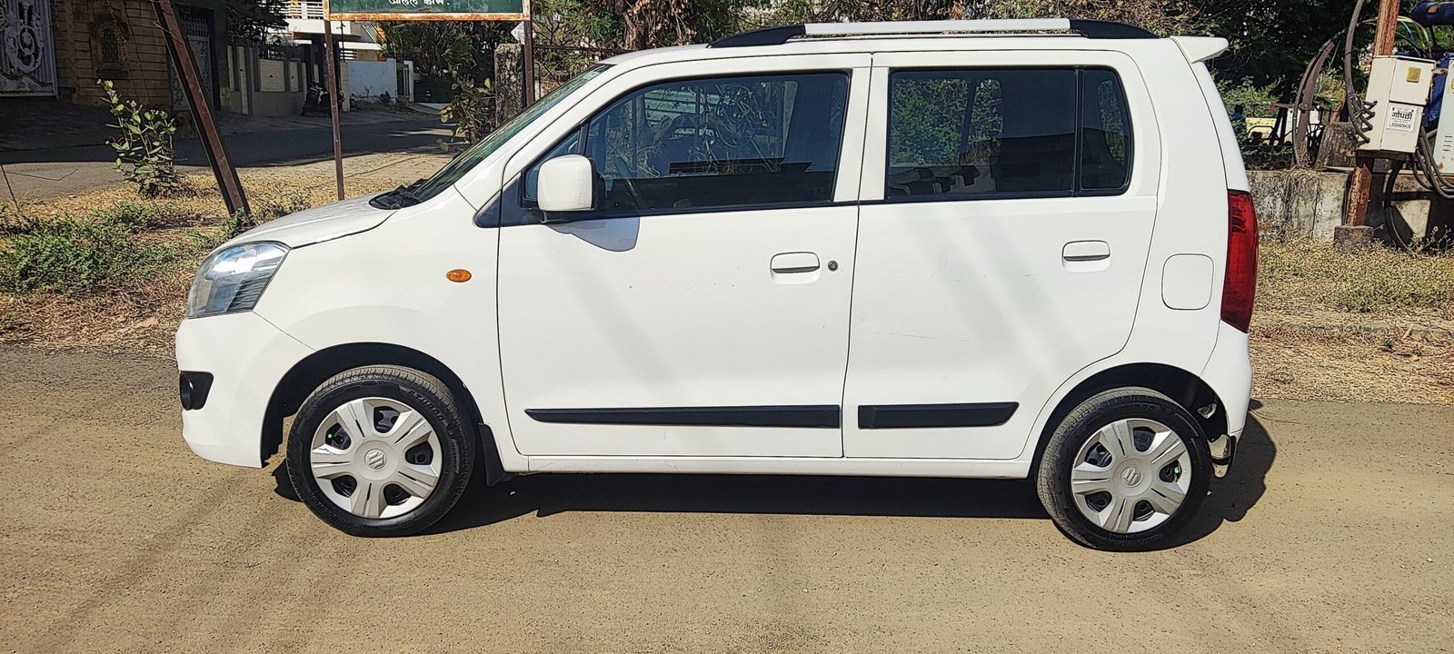
								Maruti Suzuki Wagon R VXi – 2015 full									