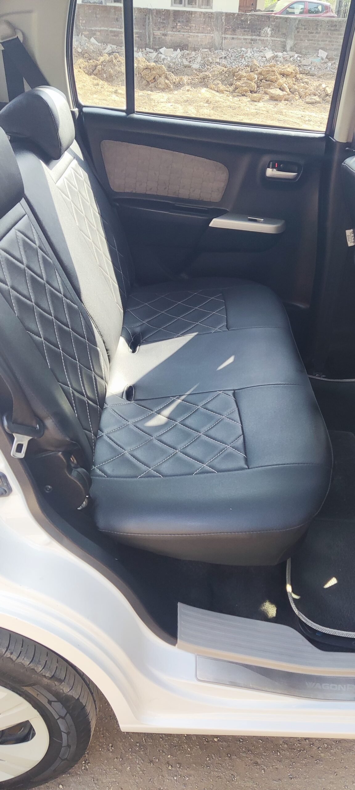 
								Maruti Suzuki Wagon R VXi – 2015 full									