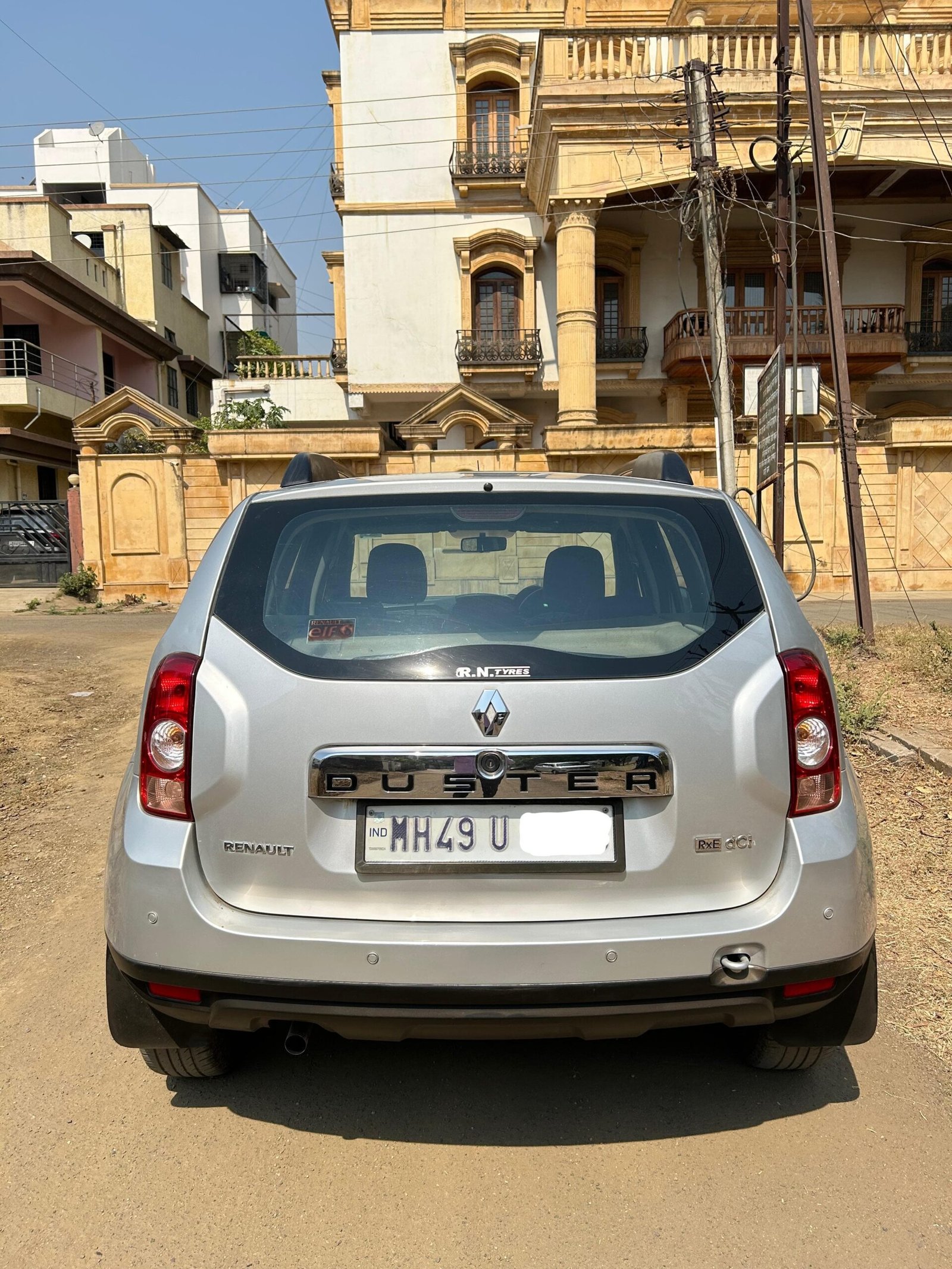 
								Renault Duster RXE Diesel full									