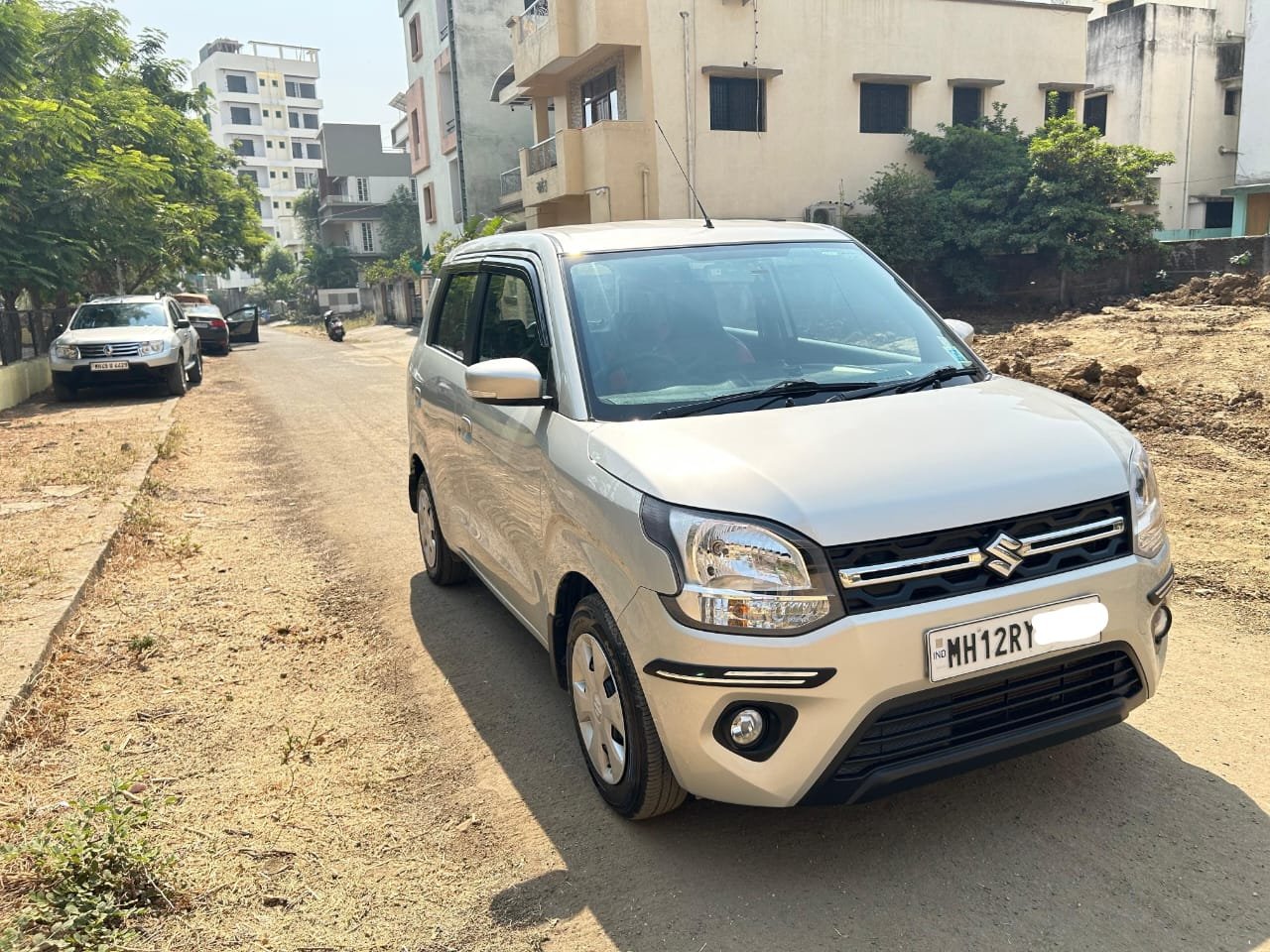 
								Maruti Suzuki Wagon R ZXi 1.2 AGS full									