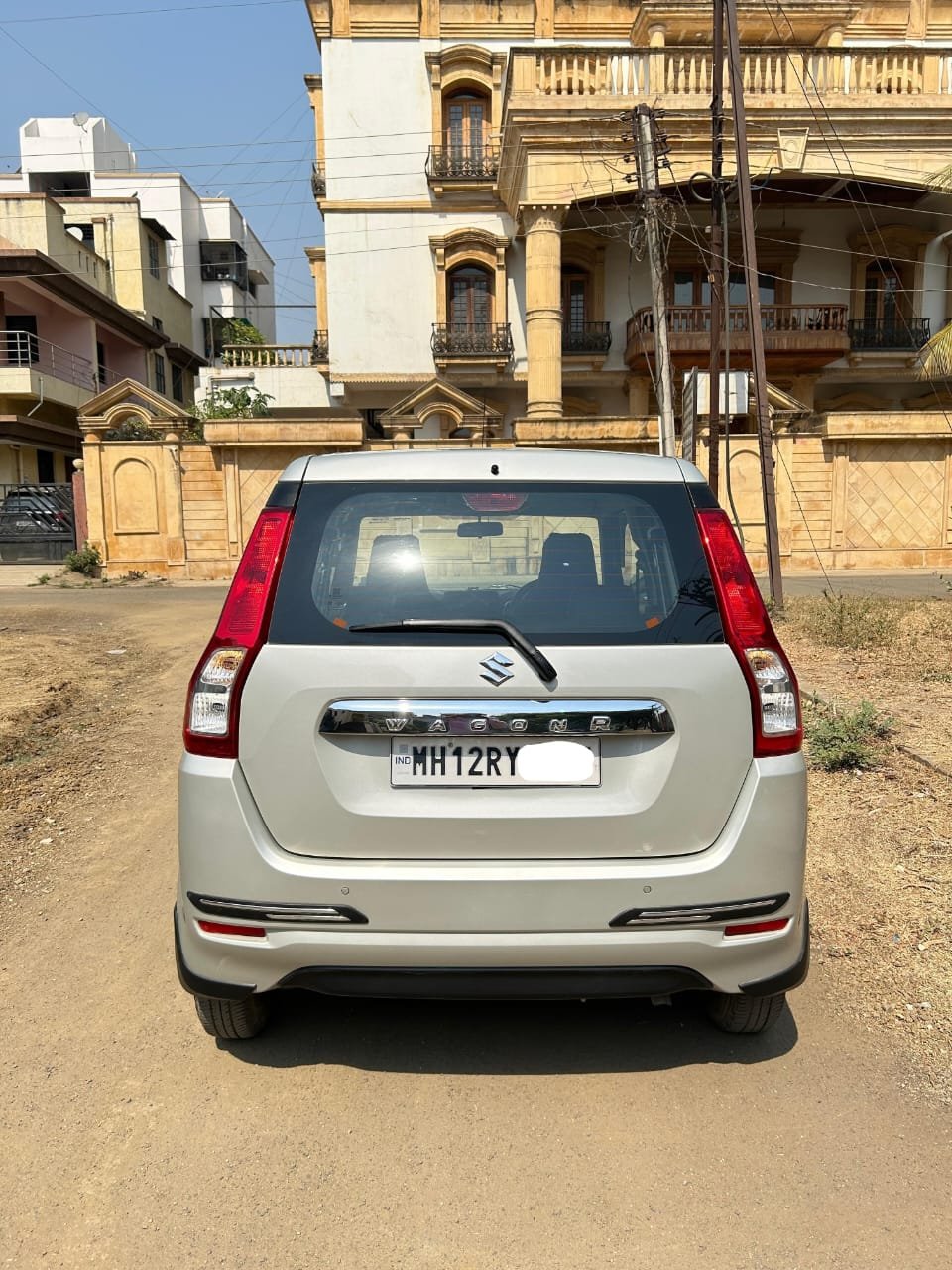 
								Maruti Suzuki Wagon R ZXi 1.2 AGS full									