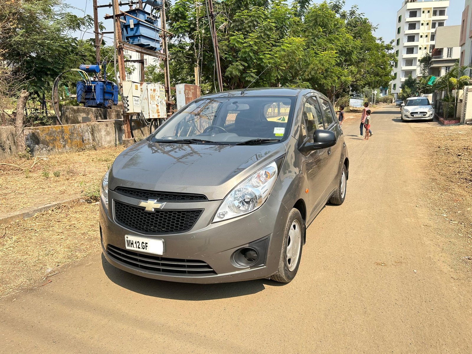 
								Chevrolet Beat LT full									