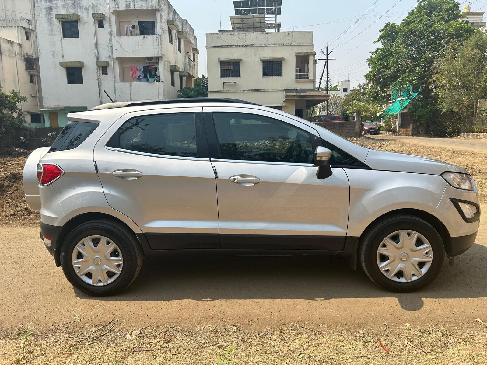 
								Ford Ecosport Titanium full									