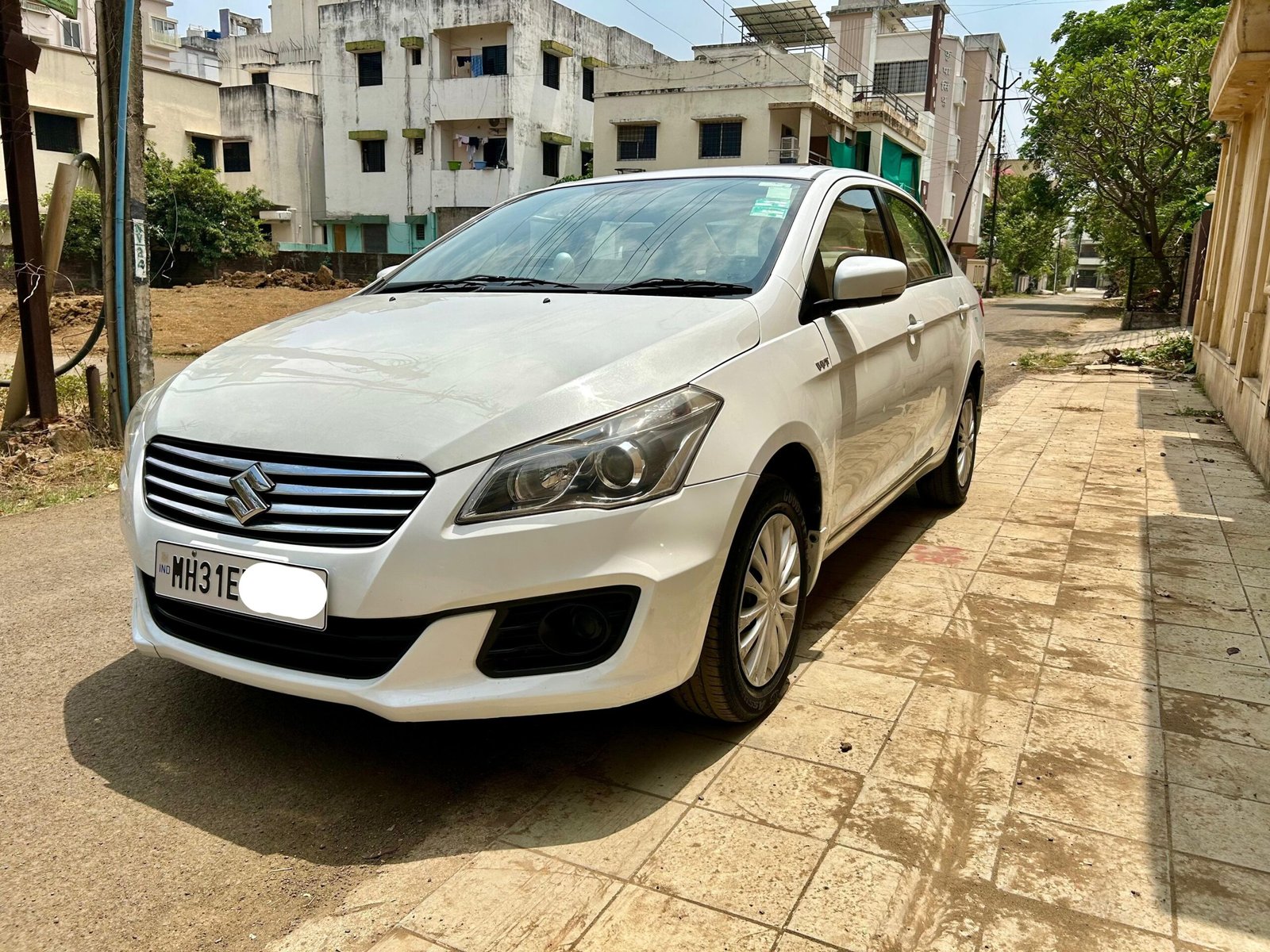 
								Maruti Suzuki Ciaz Vxi full									