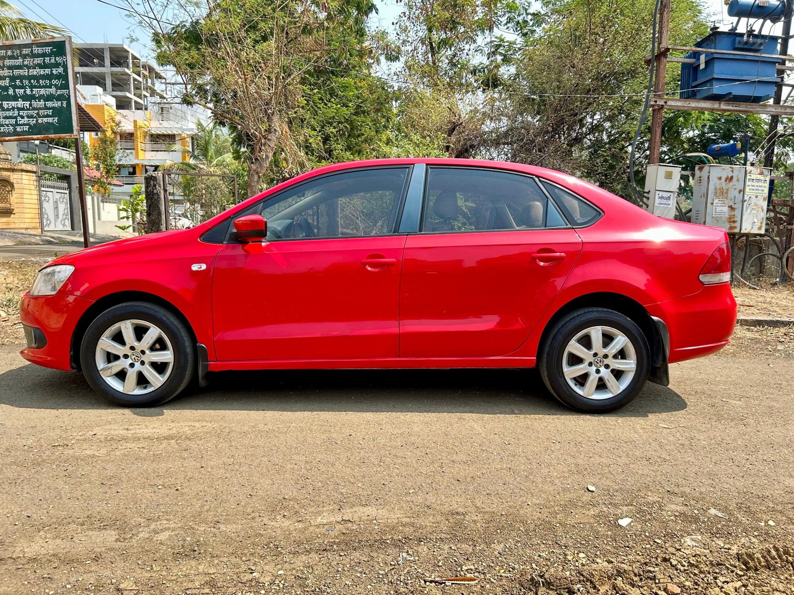 
								Volkswagen Vento 1.2 Highline full									