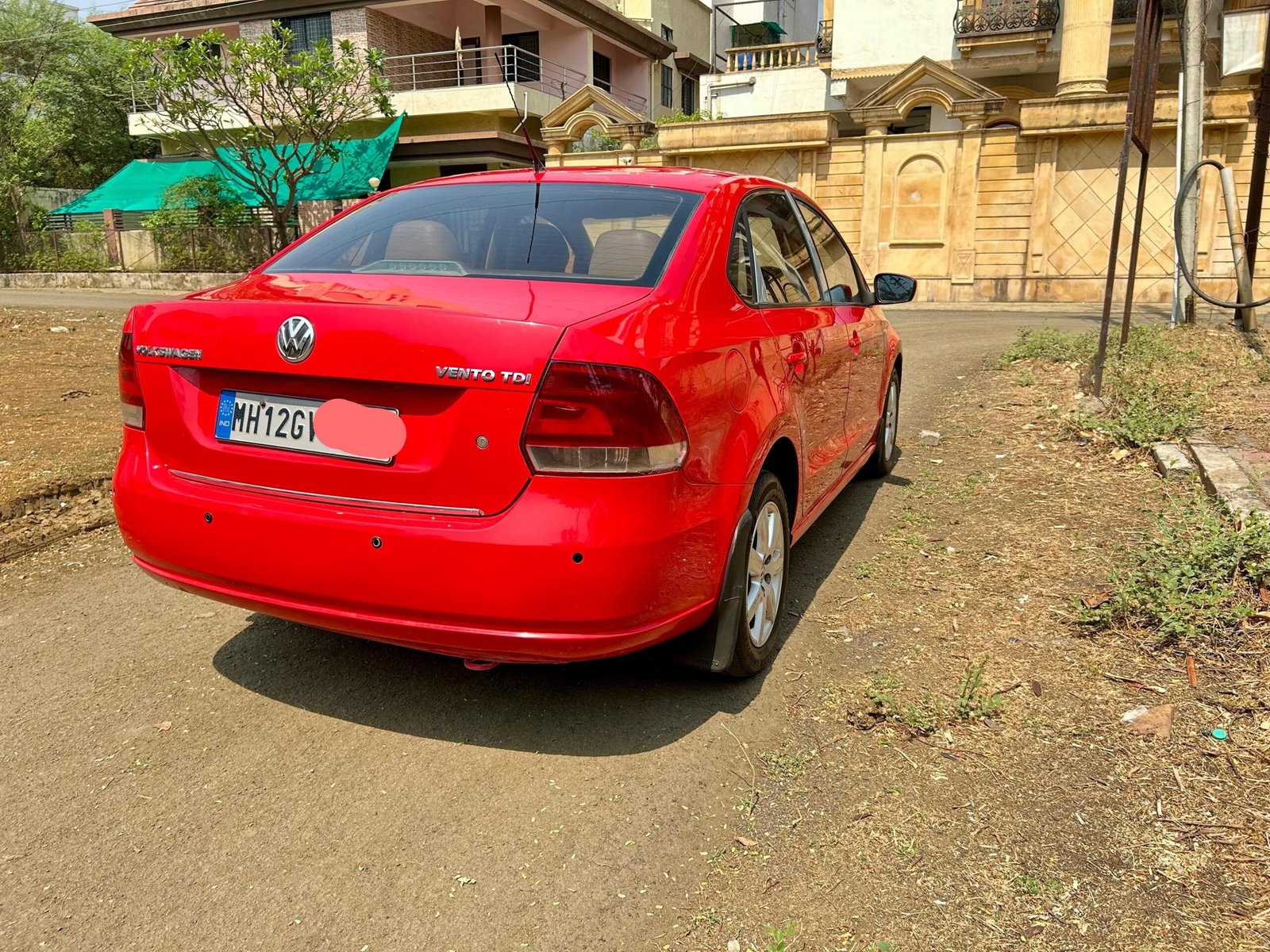 
								Volkswagen Vento 1.2 Highline full									