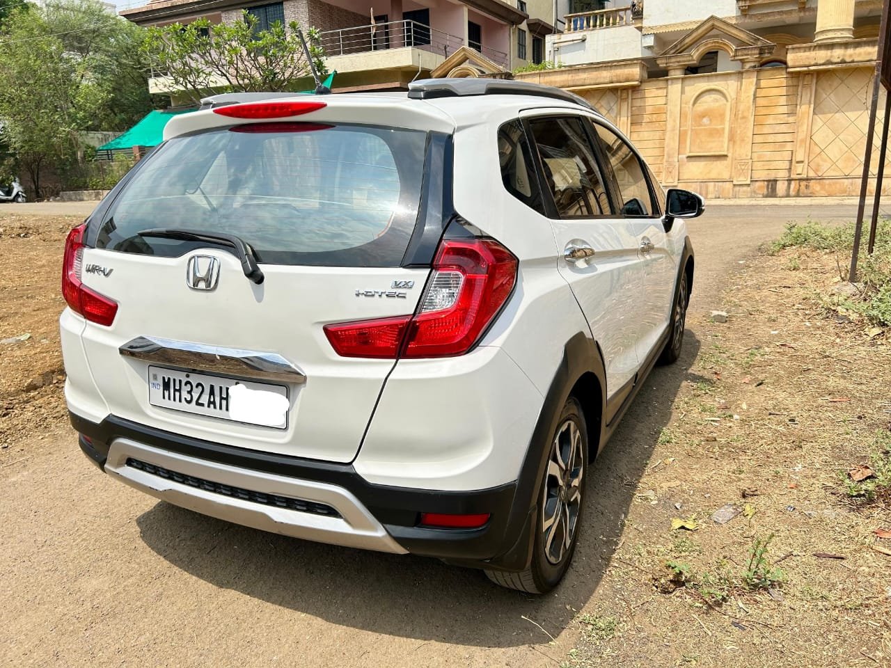 
								Honda WR-V 1.5 VX MT Diesel full									