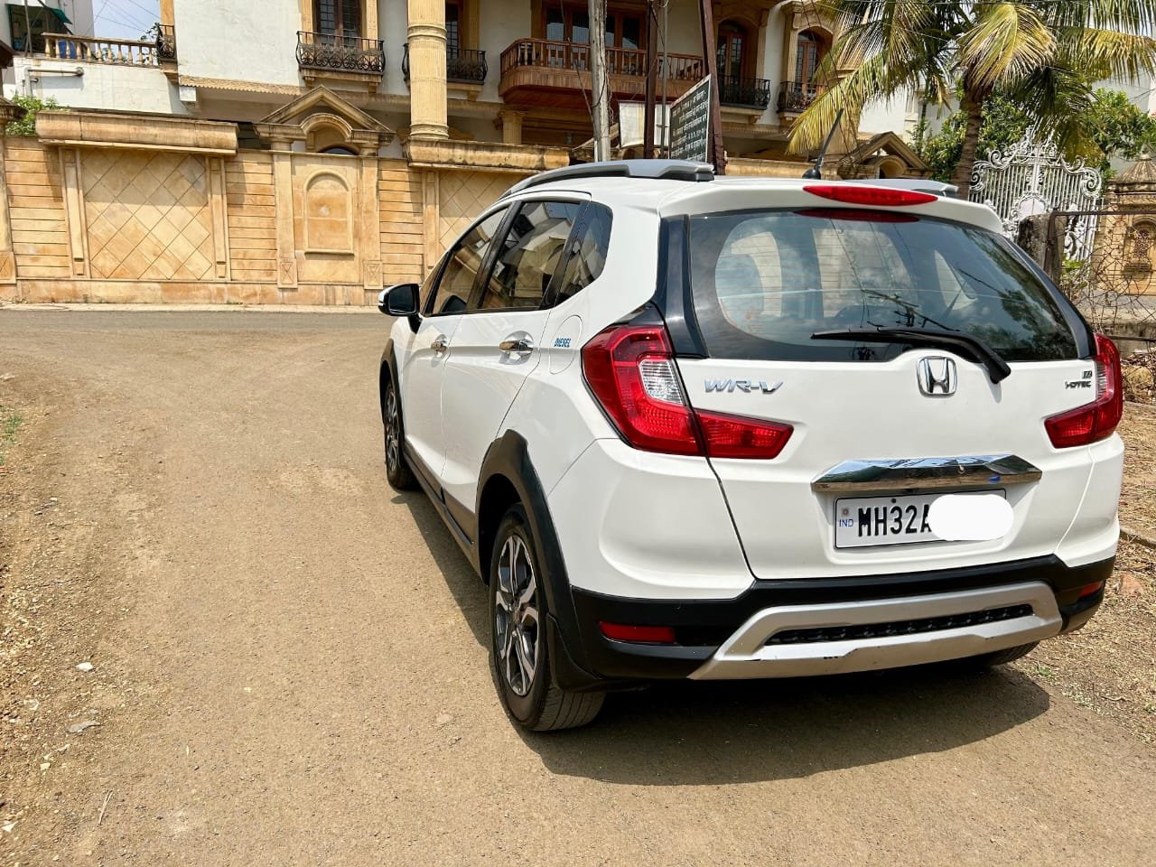 
								Honda WR-V 1.5 VX MT Diesel full									
