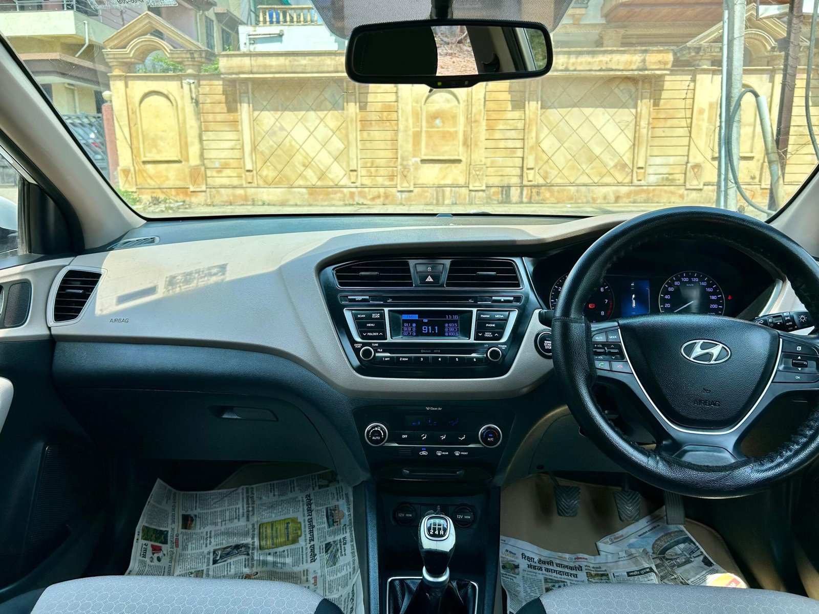 
								Hyundai i20 Asta (O) full									