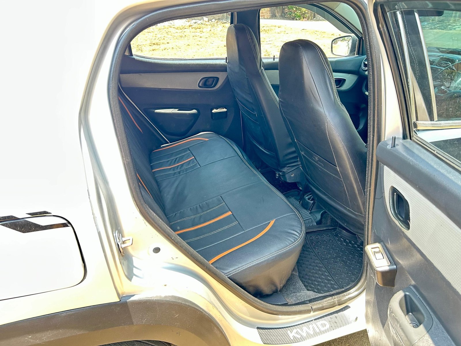 
								Renault Kwid RXL full									