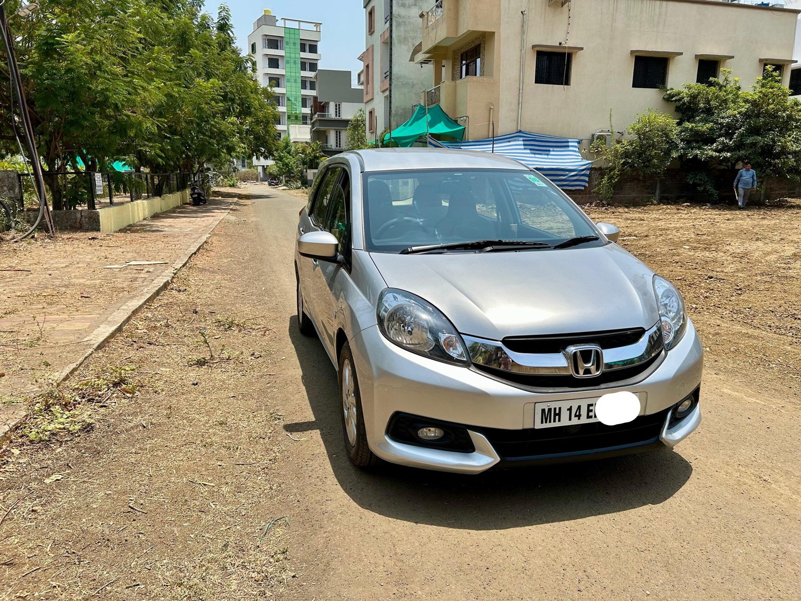 
								Honda Mobilio VMT i-VTEC (Top) full									