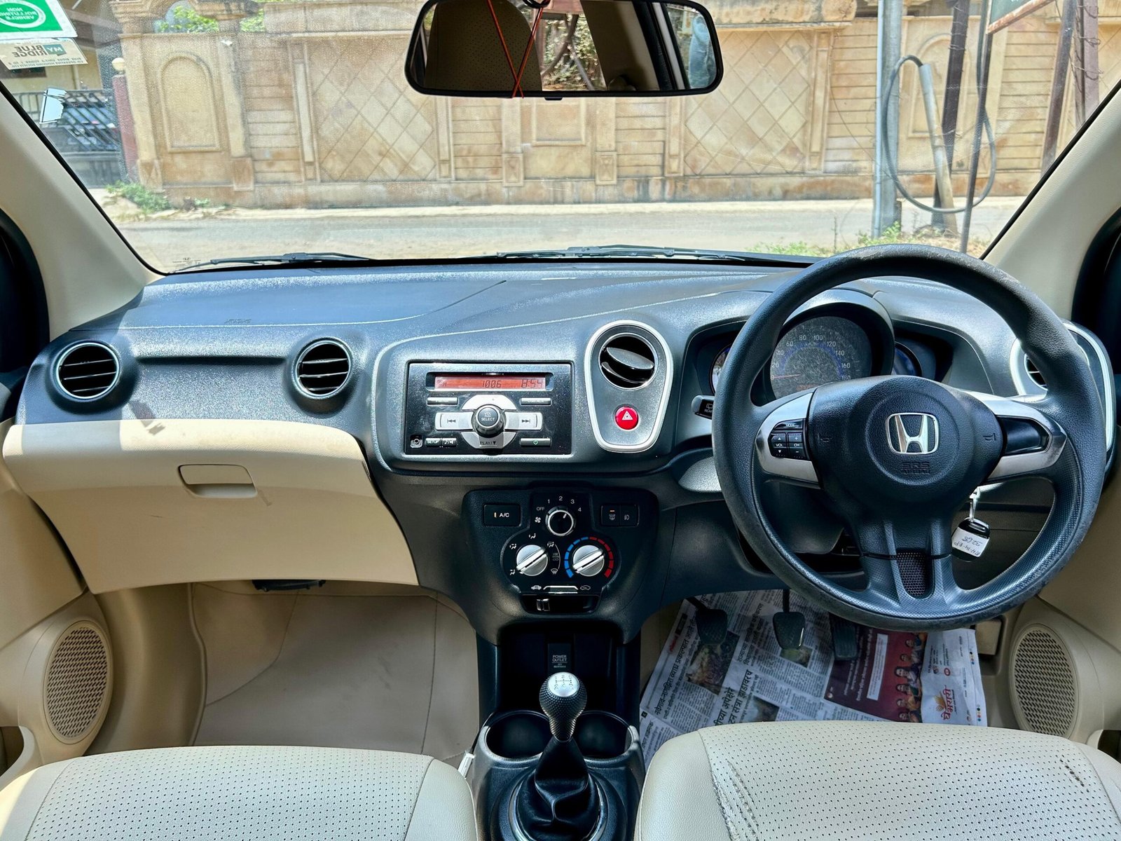 
								Honda Mobilio VMT i-VTEC (Top) full									
