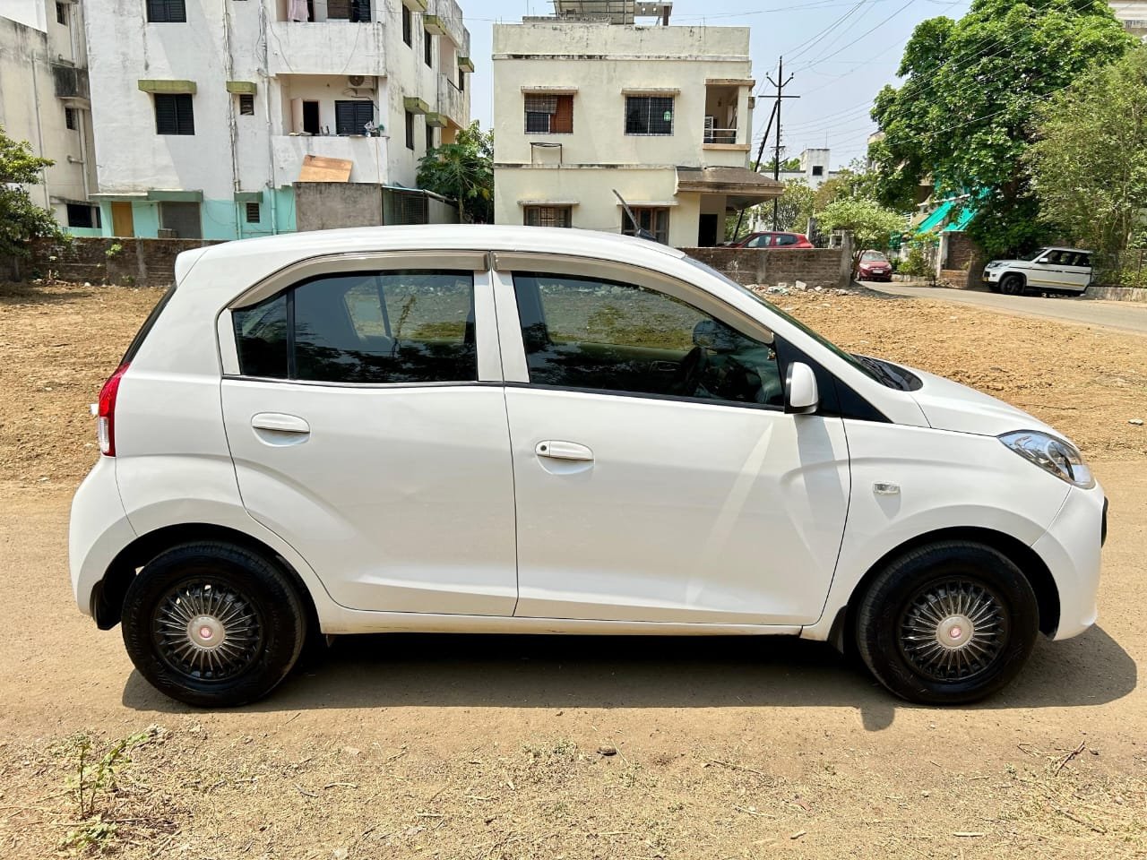 
								Hyundai Santro Magna full									