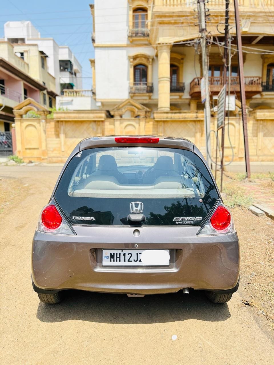 
								Honda Brio 1.2 EX MT full									