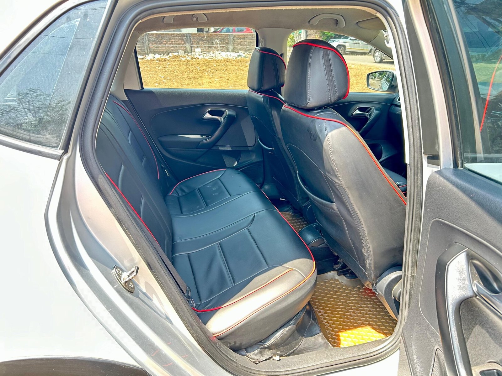 
								Volkswagen Cross Polo 1.2 (Top Model) – Diesel full									