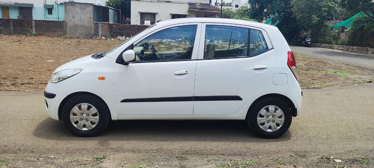 
								Hyundai i10 Magna – Petrol full									