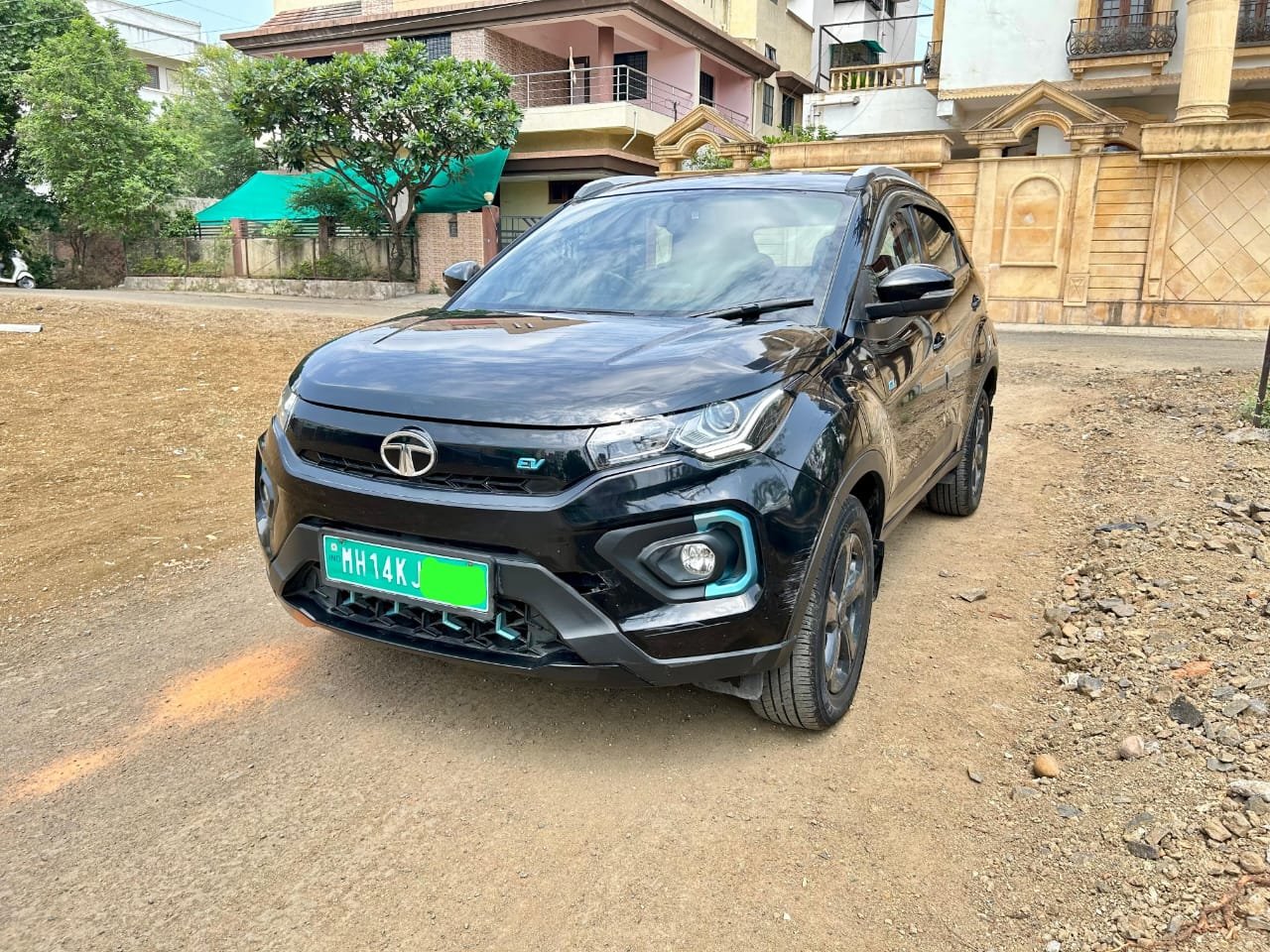
								Tata Nexon EV XZ+ – Nov 2022, 1st Owner | Nagpur full									
