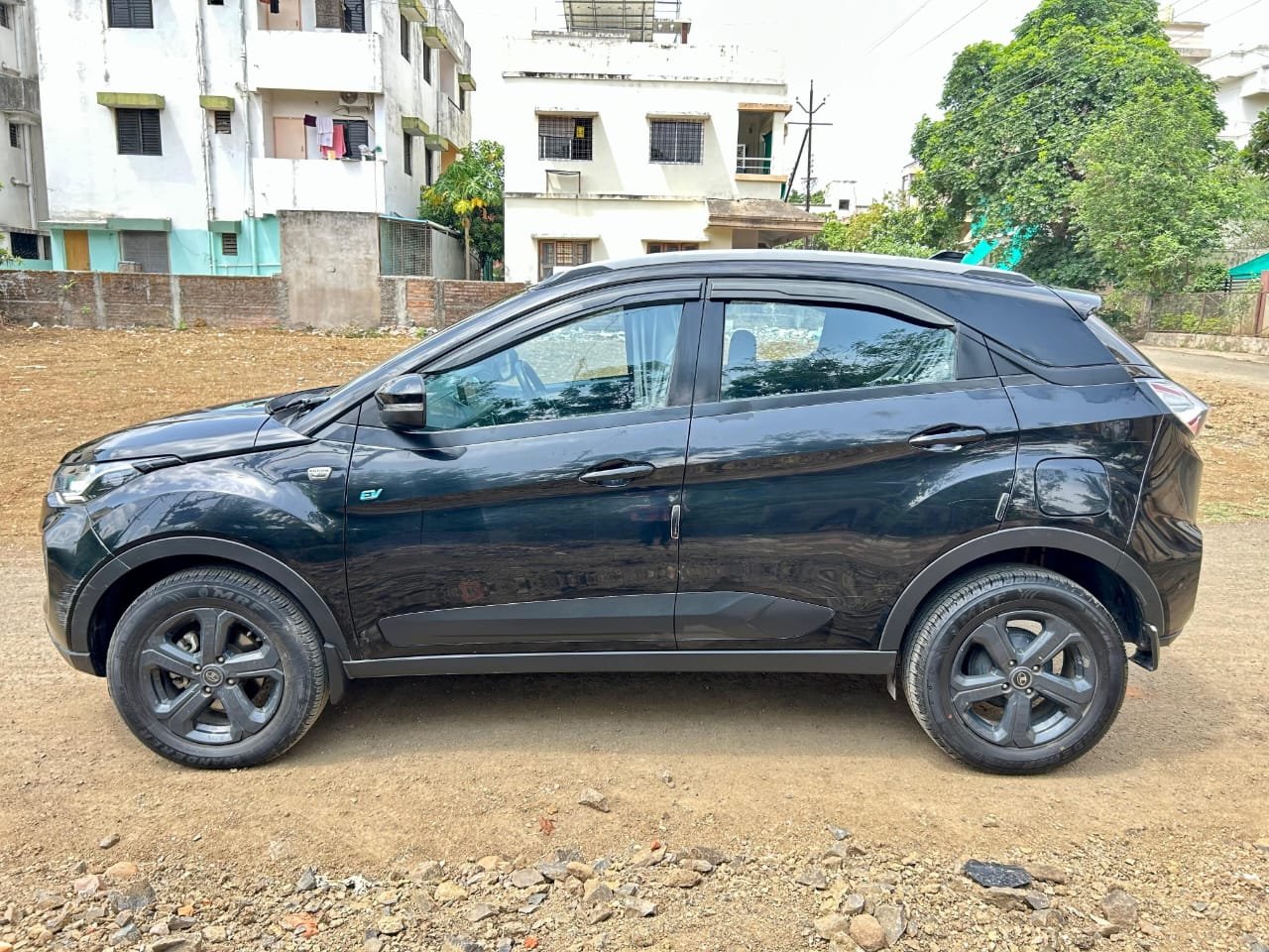 
								Tata Nexon EV XZ+ – Nov 2022, 1st Owner | Nagpur full									