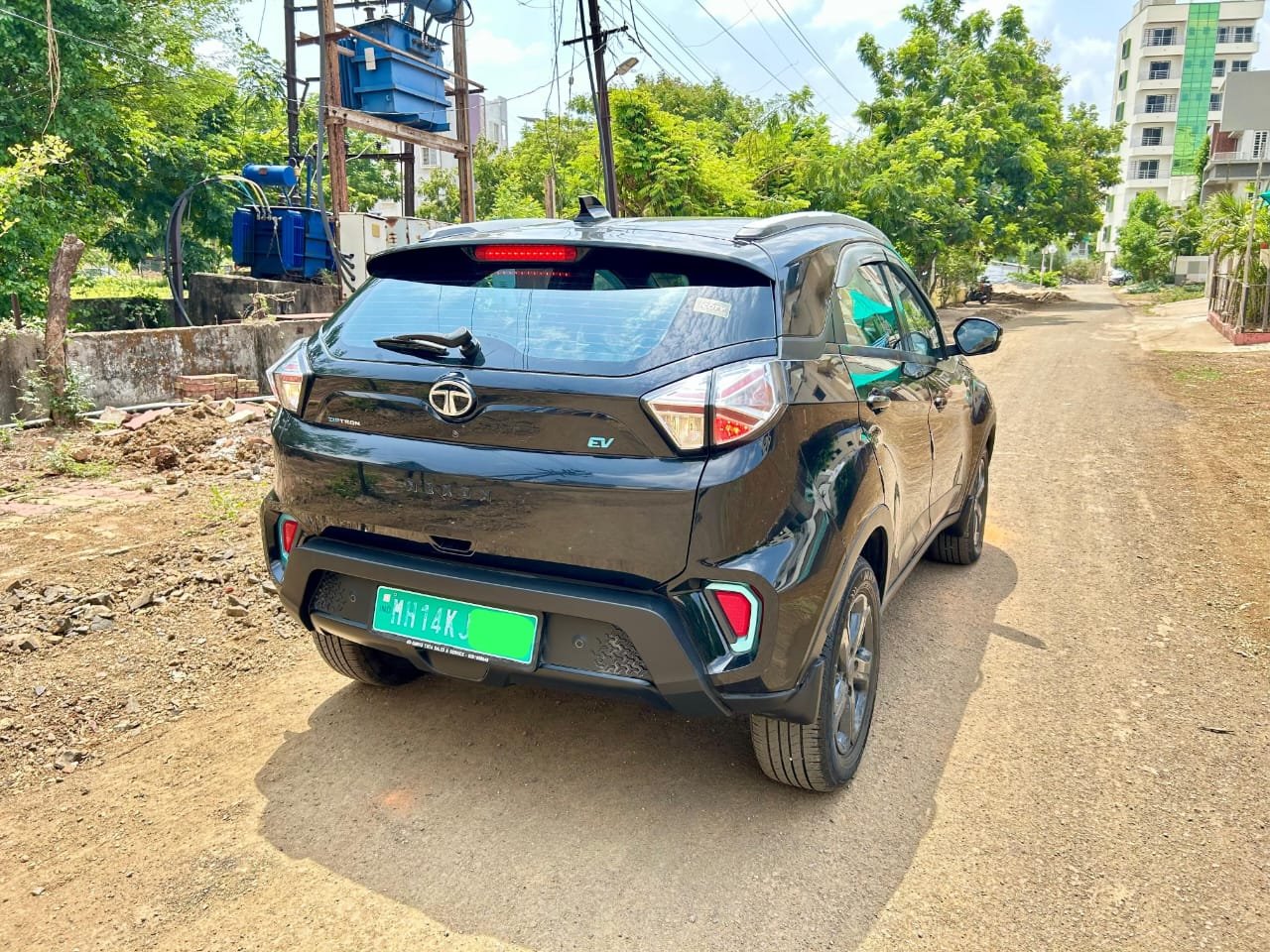 
								Tata Nexon EV XZ+ – Nov 2022, 1st Owner | Nagpur full									