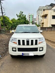 Mahindra TUV 300 T4+ – 7 Seater SUV