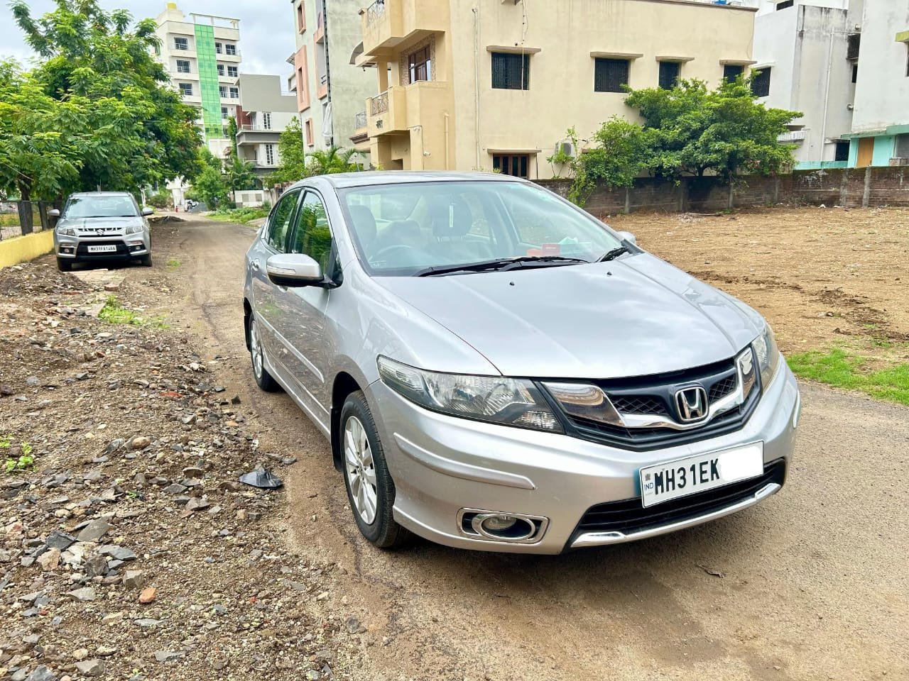 
								Honda City V – Top Model full									
