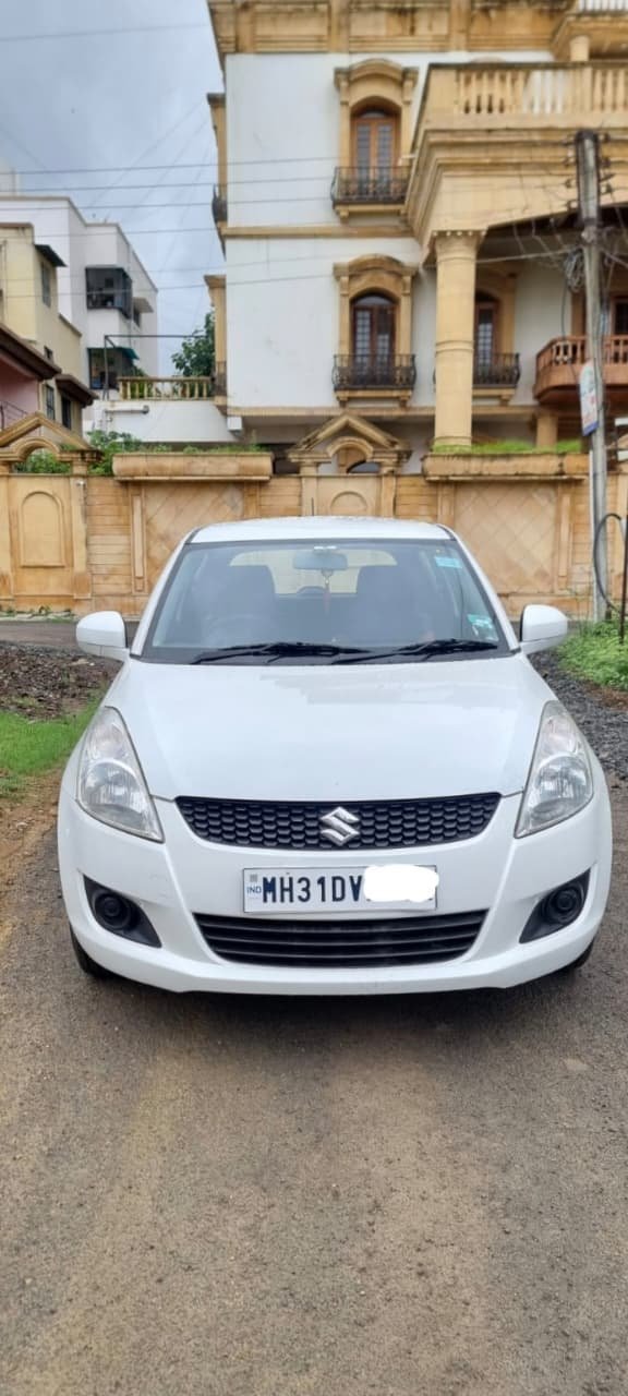 
								Swift Lxi full									