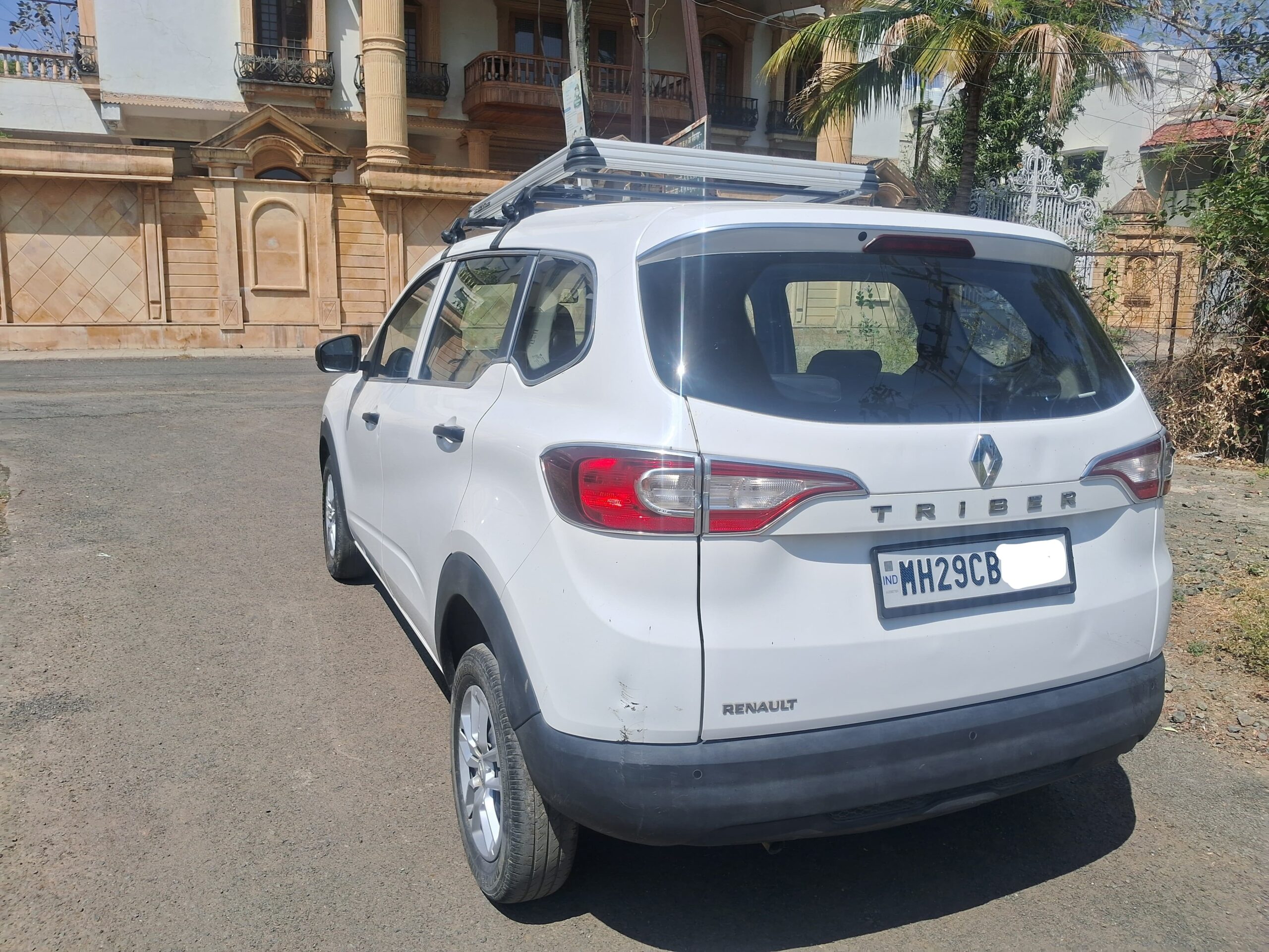 
								Renault Triber RXL – May 2024 (7 Seater) full									