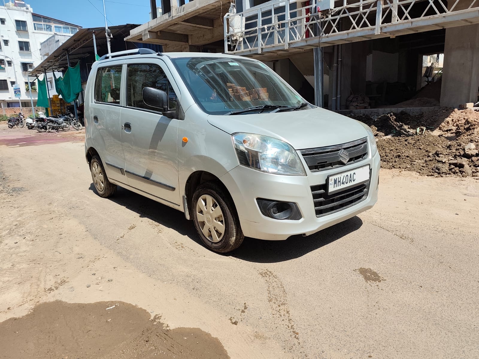 
								Maruti Suzuki Wagon R LXI – April 2013 full									