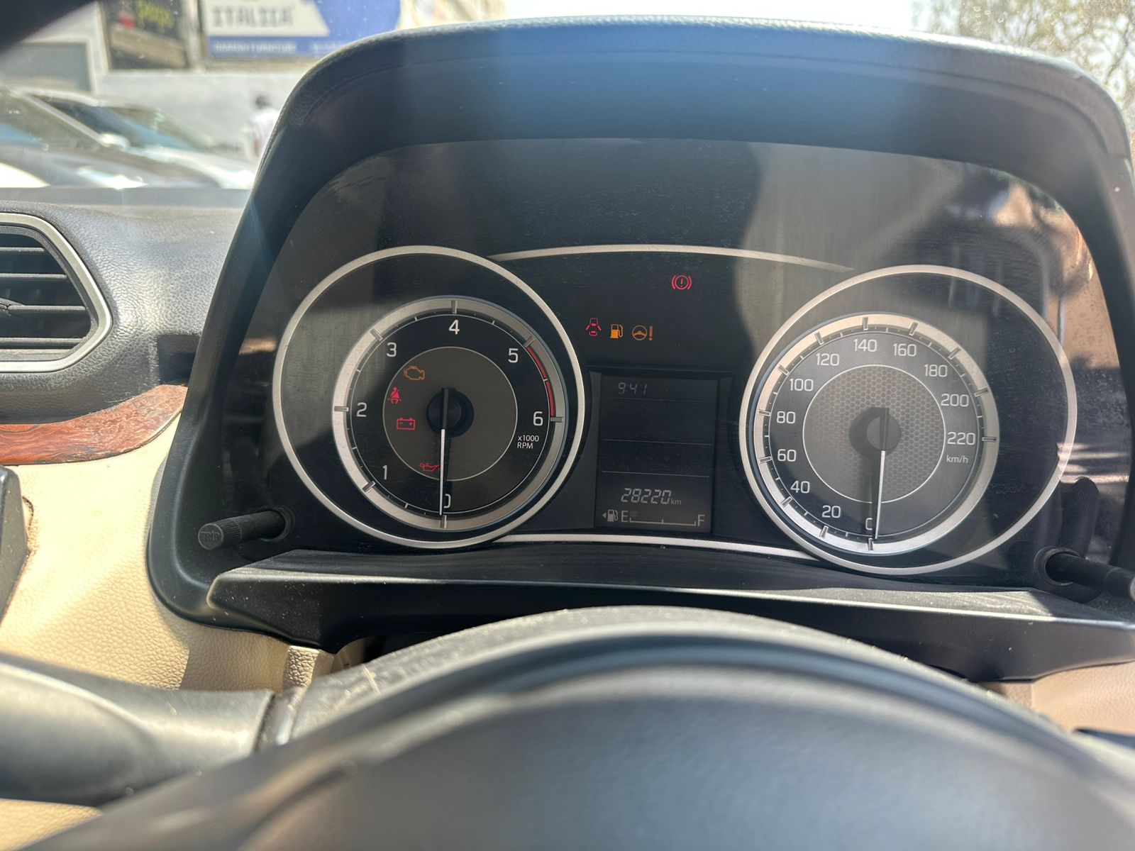 
								Maruti Suzuki Dzire VDI (Diesel) full									