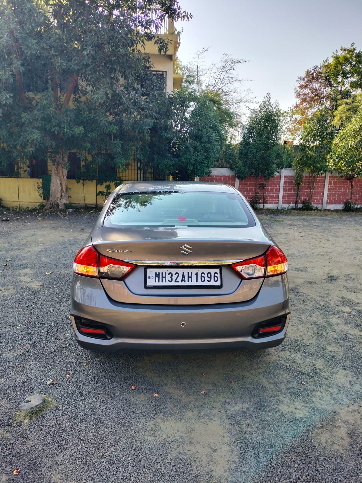 
								Maruti Ciaz Sigma Petrol full									