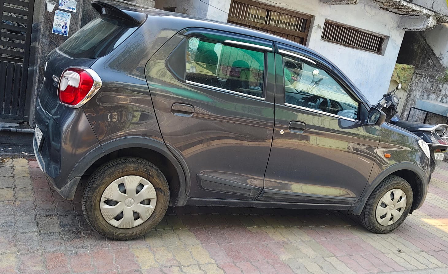 
								Maruti Alto K10 VXI+ – 2023 full									