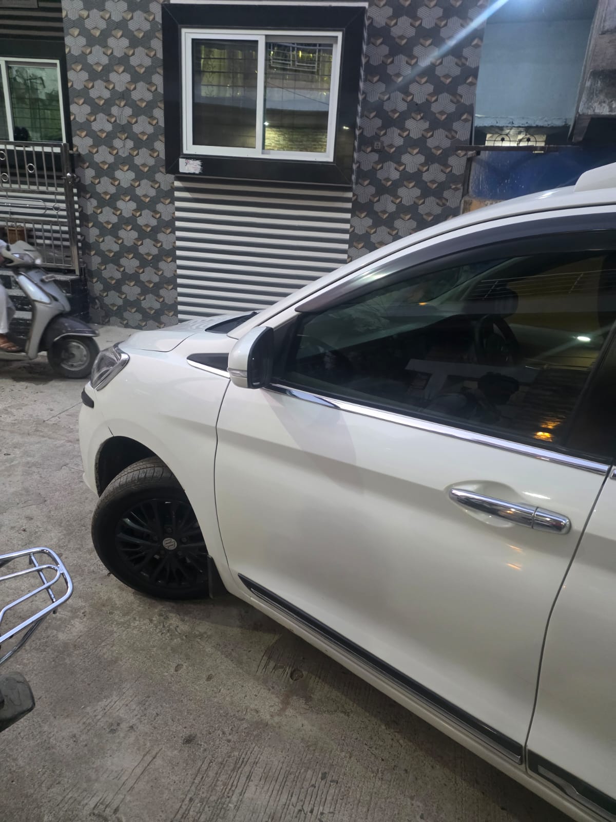 
								Maruti Suzuki Ertiga CNG (VXi) – 2022 Model full									