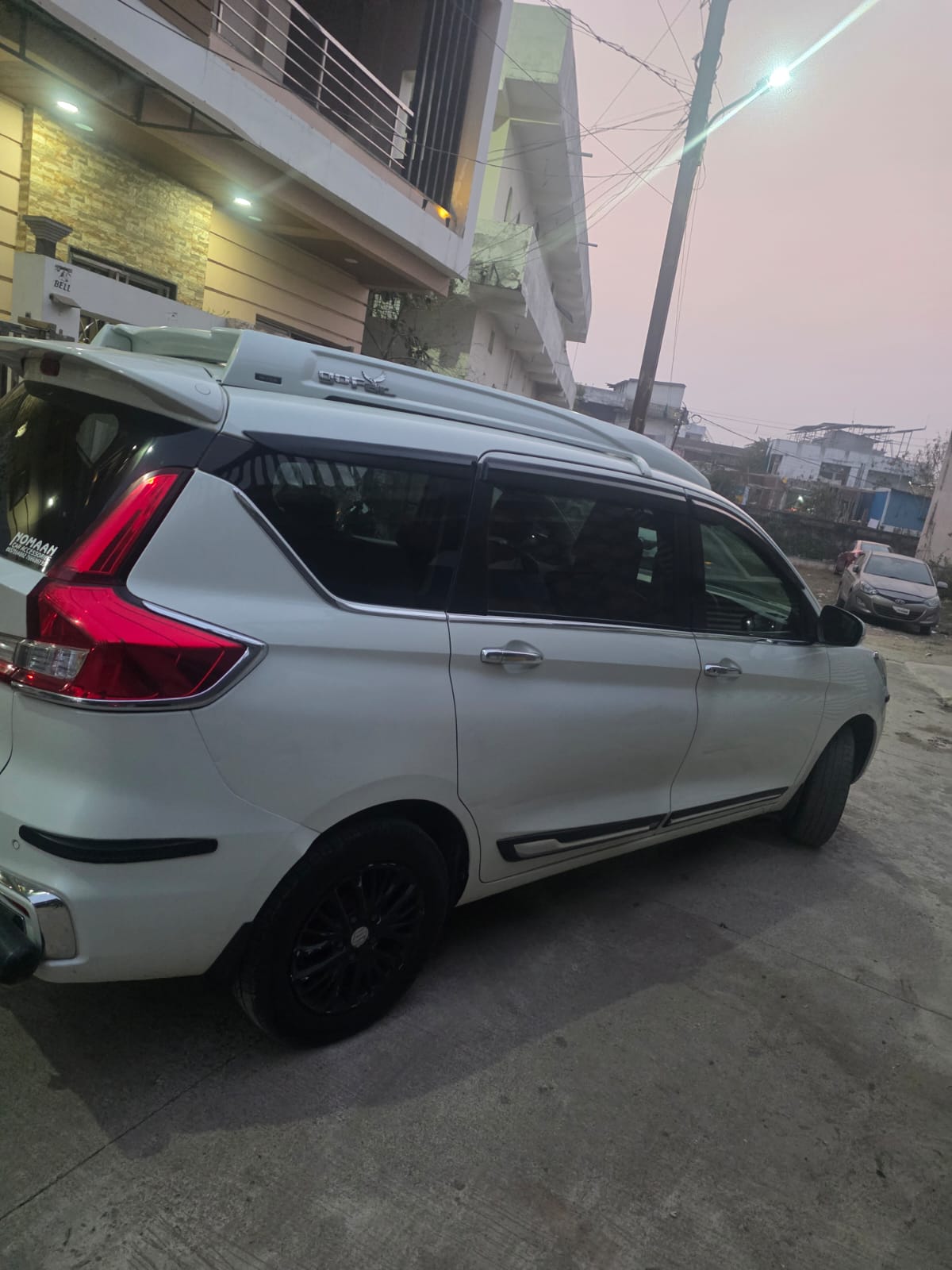 
								Maruti Suzuki Ertiga CNG (VXi) – 2022 Model full									