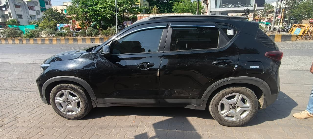 
								Kia Sonet HTK Plus (Petrol) – April 2023 full									