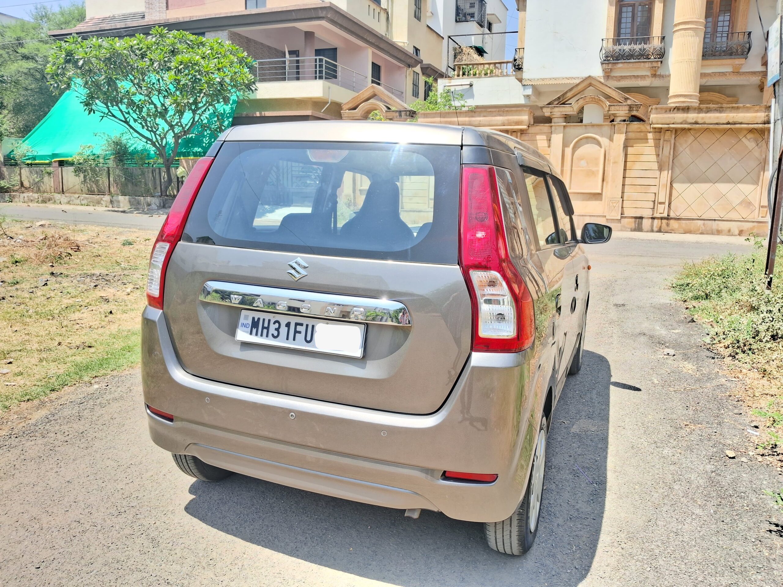 
								Maruti Suzuki Wagon R VXi 1.0 – October 2022 full									