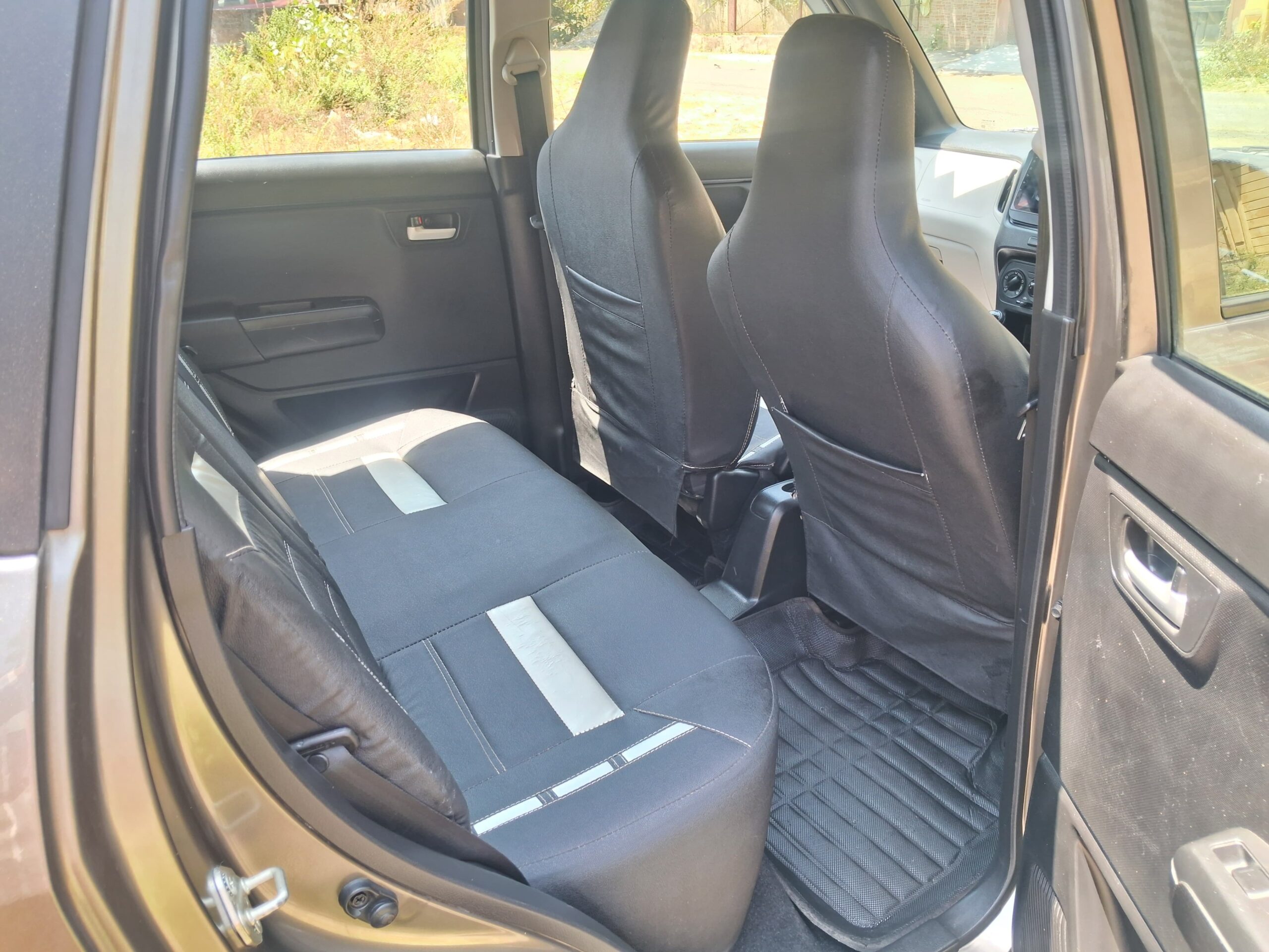 
								Maruti Suzuki Wagon R VXi 1.0 – October 2022 full									