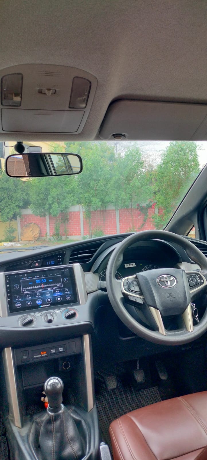 
								Toyota Innova Crysta GX (Diesel) – 2017 Model full									