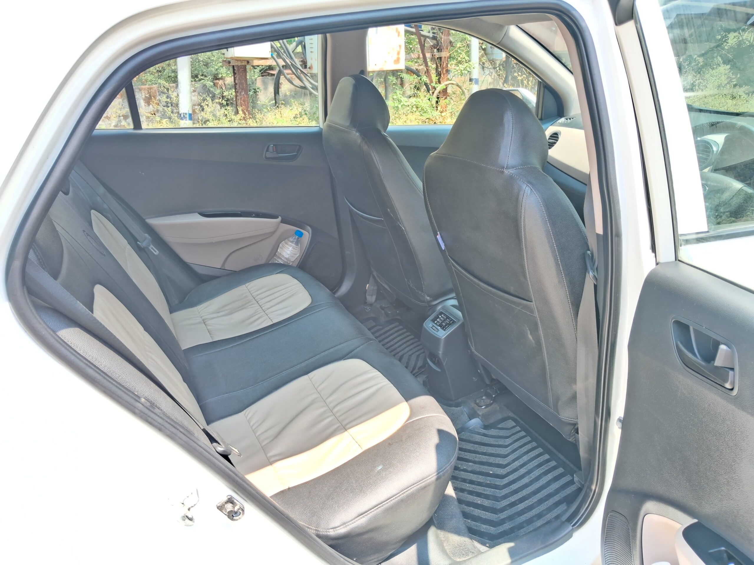 
								Hyundai Grand i10 (Diesel) – December 2017 (2018 Registered) full									