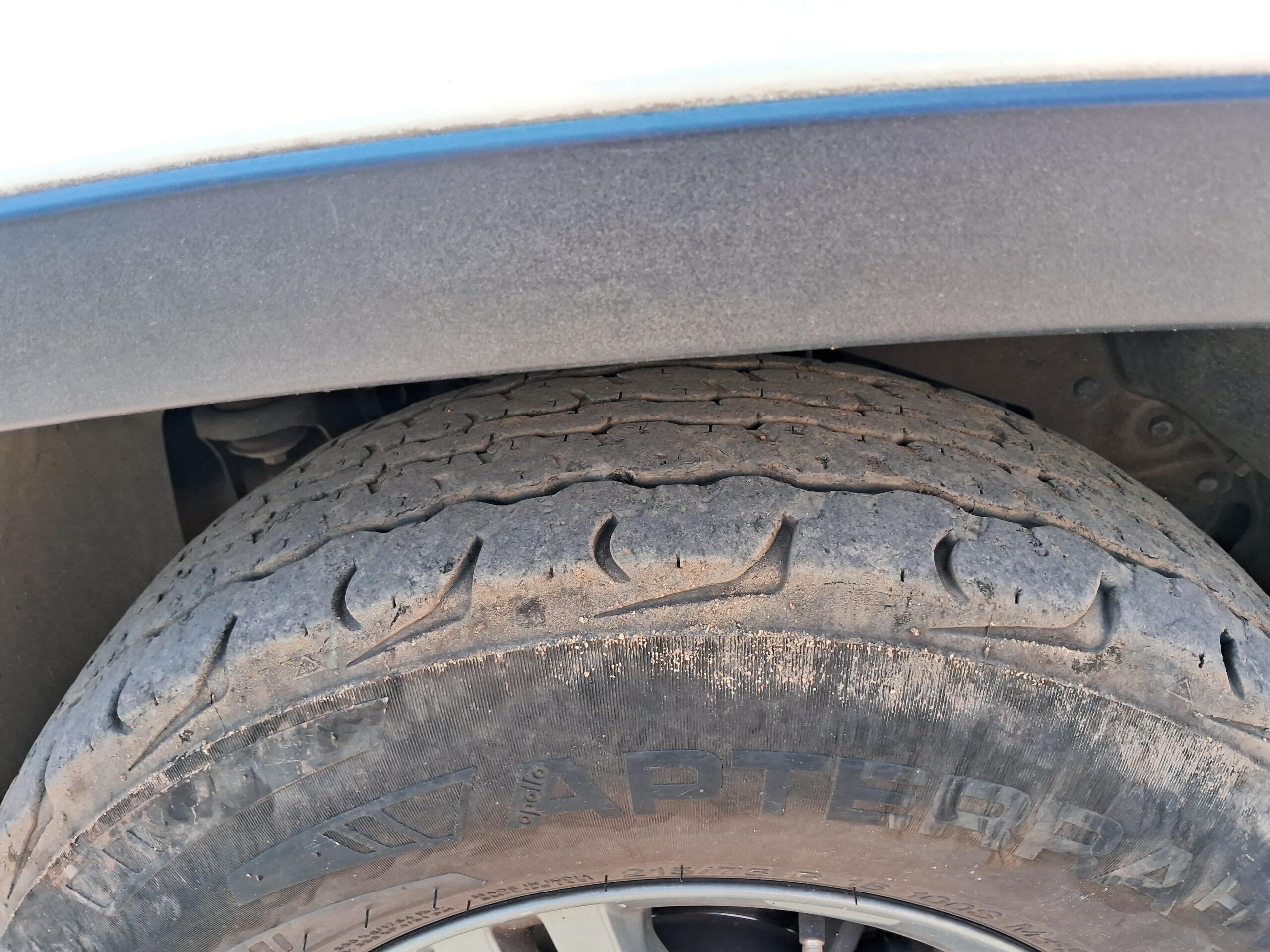 
								Mahindra TUV300 T10 (Top Variant) – September 2019 full									
