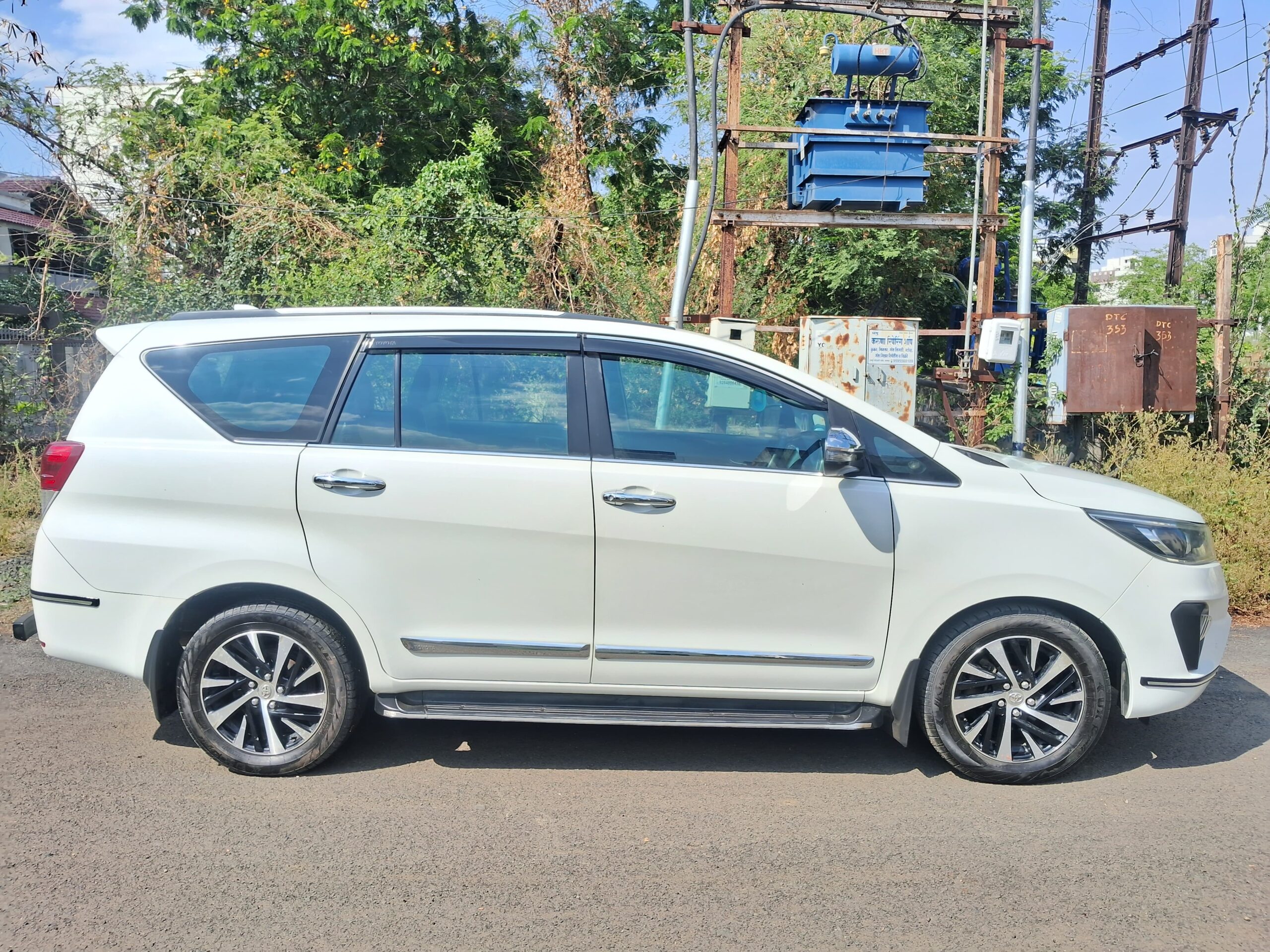 
								Toyota Innova Crysta 2.4 ZX (Diesel) – 2022 Model full									